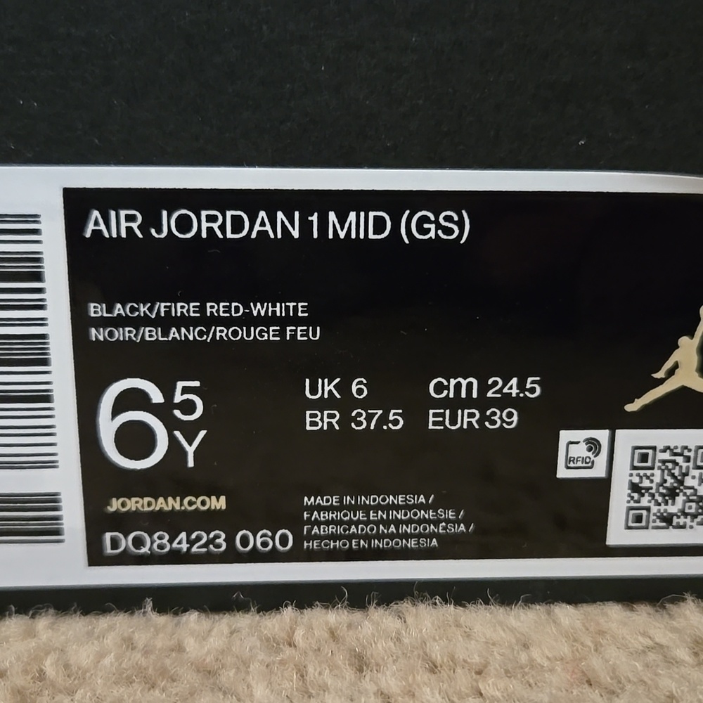 Jordan One's - Picture 4 of 4